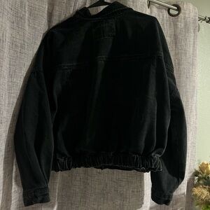 Rue21 Black Cropped Jean Jacket with Elastic Hem
